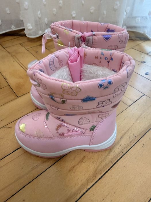 Детски апрески като нови