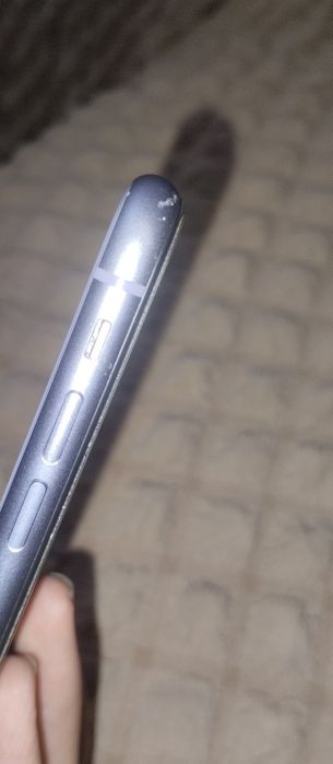 Продам iphone 11