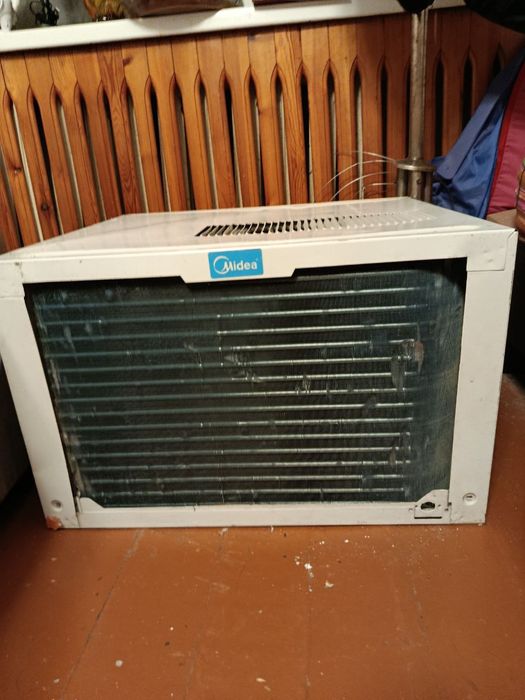 Продается кондиционер Midea зима лета