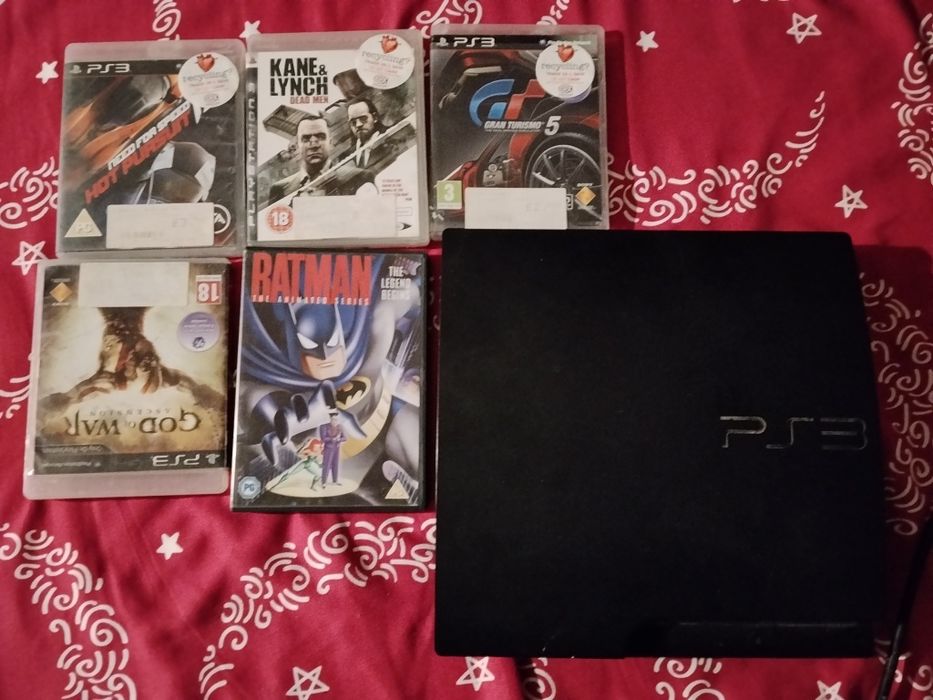 Vând PS 3 + jocuri