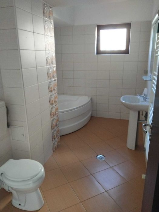 PROPRIETAR inchiriez ap. 2 camere comision 0%-Lacul Morii