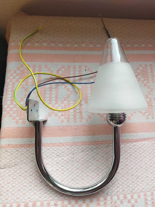 Продам светильники