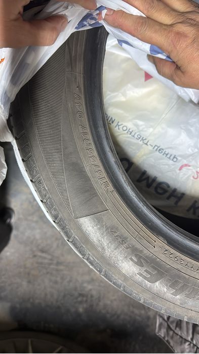 Продам комплект резины……………………….………….