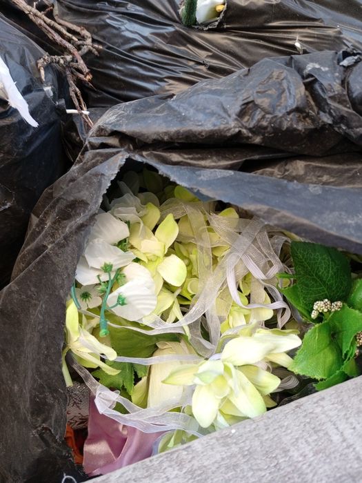 Продам цветы, б/у