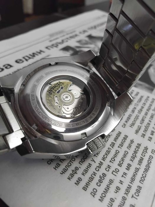 Invicta 49853 , 34427 , 33789