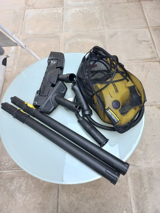 Aparat de curatat cu abur Karcher