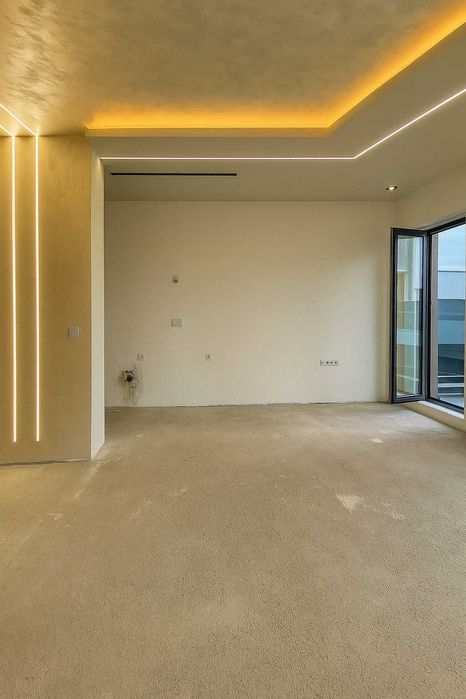 Продава се Тристаен апартамент в Пловдив, Христо Смирненски - 200 кв.м за 1440 €/кв.м - Снимка #4