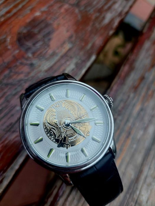 Часы с Гербом РК (символика)