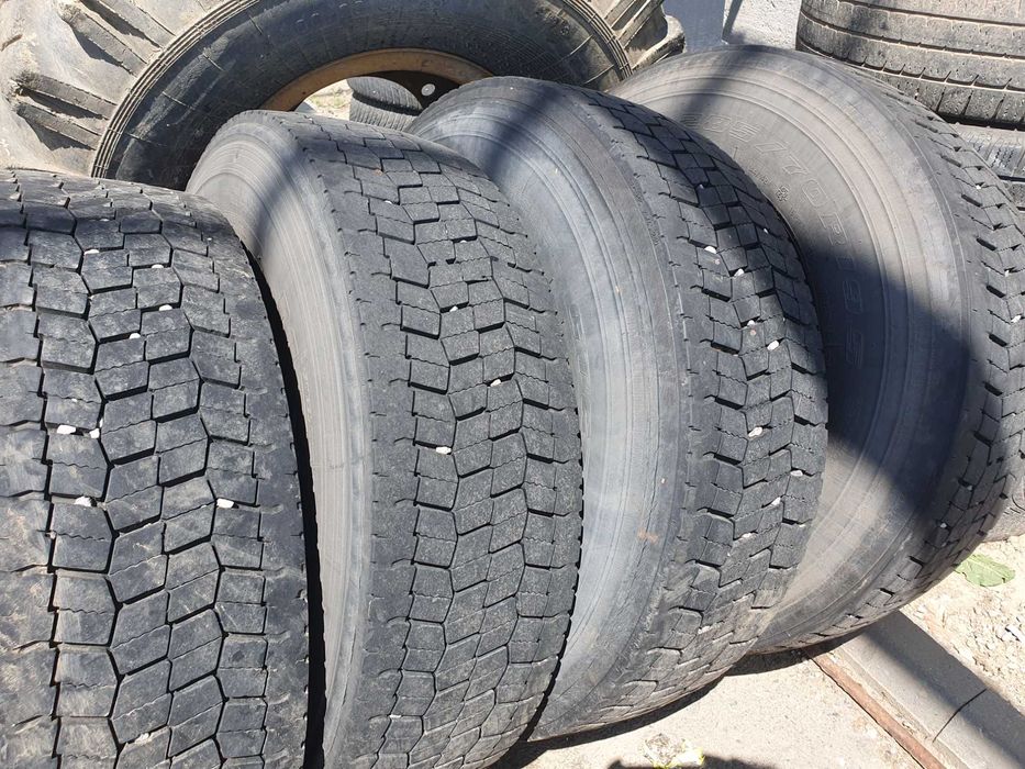 Anvelope Bridgestone 285 70 19,5. 285/70 R19,5, tractiune