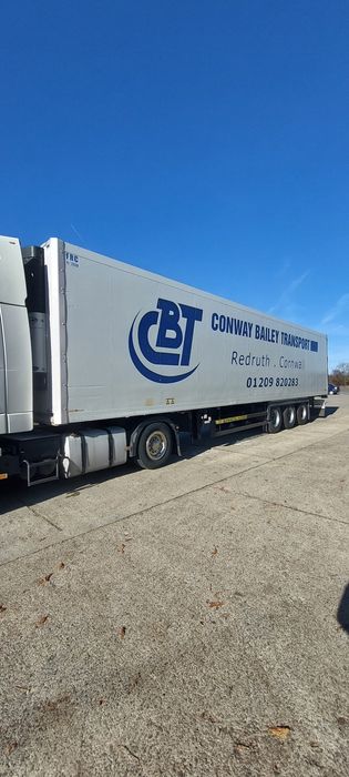 Semiremorca Schmitz Cargobul