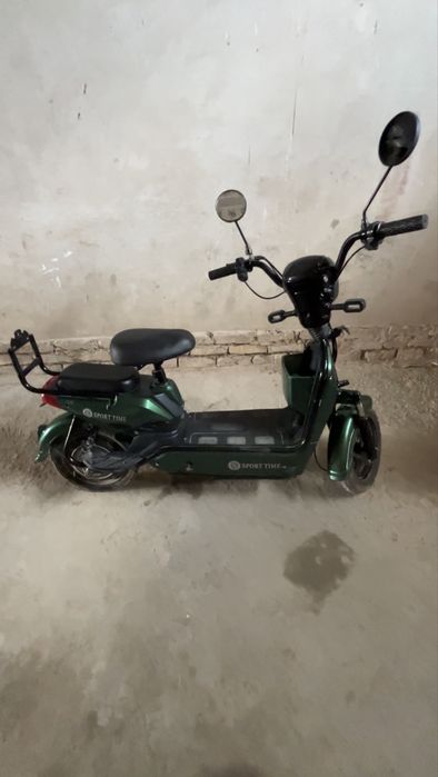 Skuter 4300km yurigan narxi 3mln kelishiladi