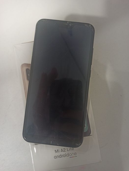 Смартфон Xiaomi mi A2 light