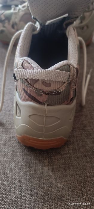 Продам кросовки тактические