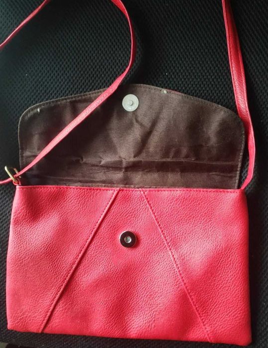 Малка дамска чанта