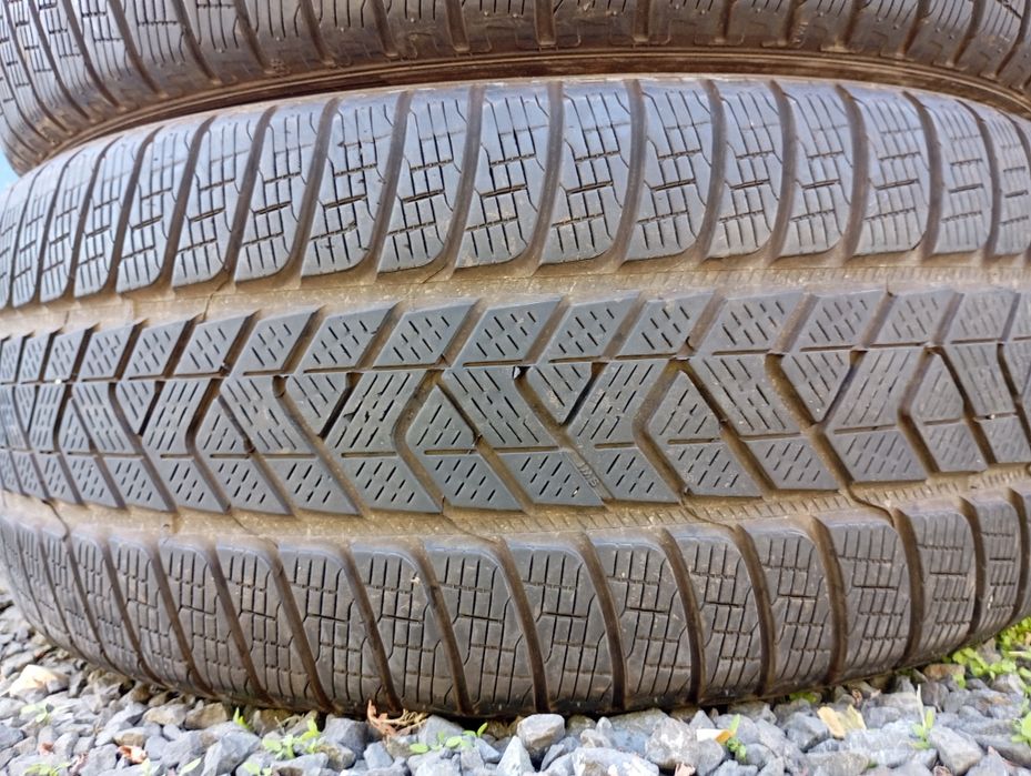 Anvelope 255/45/20 Pirelli
