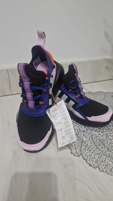 Adidasi 37.5 superbi