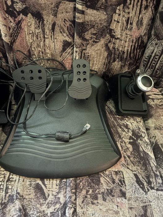 Volan gaming genius nefolosit