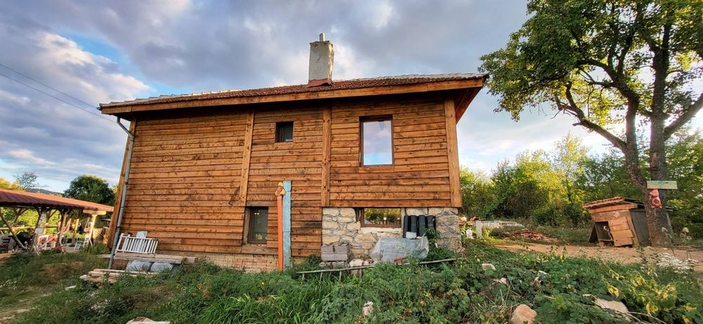 Къща в Еленския балкан