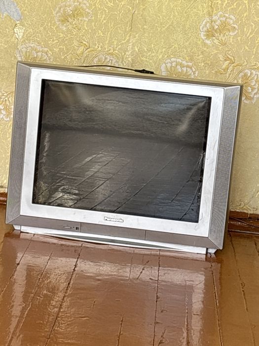 Продам телевизор
