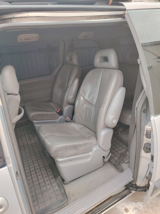 Продам крайслер вояджер 2000 миневен