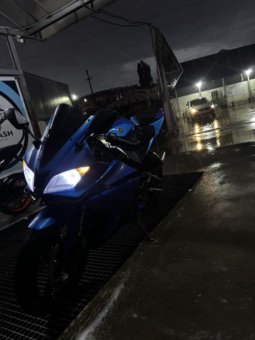 Vand yzf r125 foarte intretinut ca nou