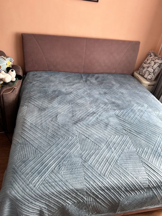 Продаю кровать в отличном состоянии
