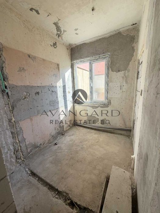 Продава се Едностаен апартамент в Пловдив, Тракия - 36 кв.м за 1012 €/кв.м - Снимка #2