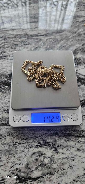 Vand aur de 14 k, 500 de lei gr