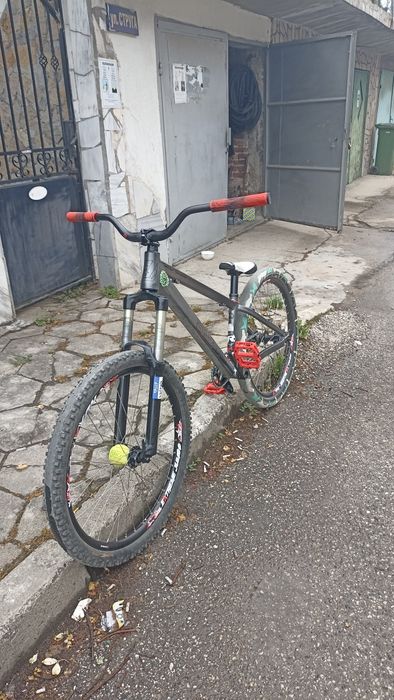 Drag c2 dirt jump custom