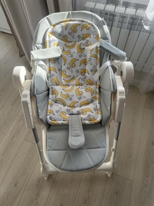 Продам стульчик для кормления