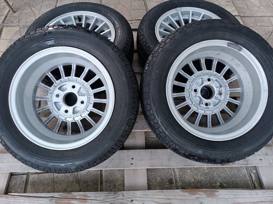 Ретро джанти 13ки 4х100 + гуми 185/60/13 Semperit