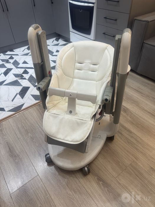 Стульчики для кормления Peg Perego Tatamia