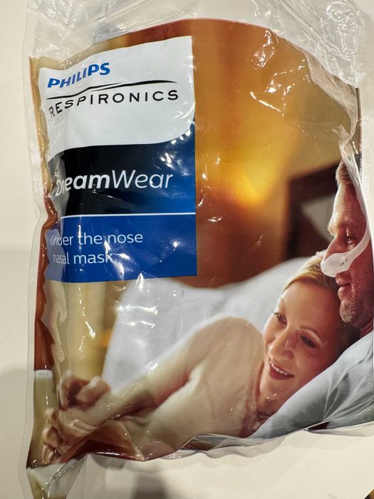 CPAP апарат за сънна апнея: Löwenstein Prisma 20A (180 часа, почти нов) + DreamWear маска