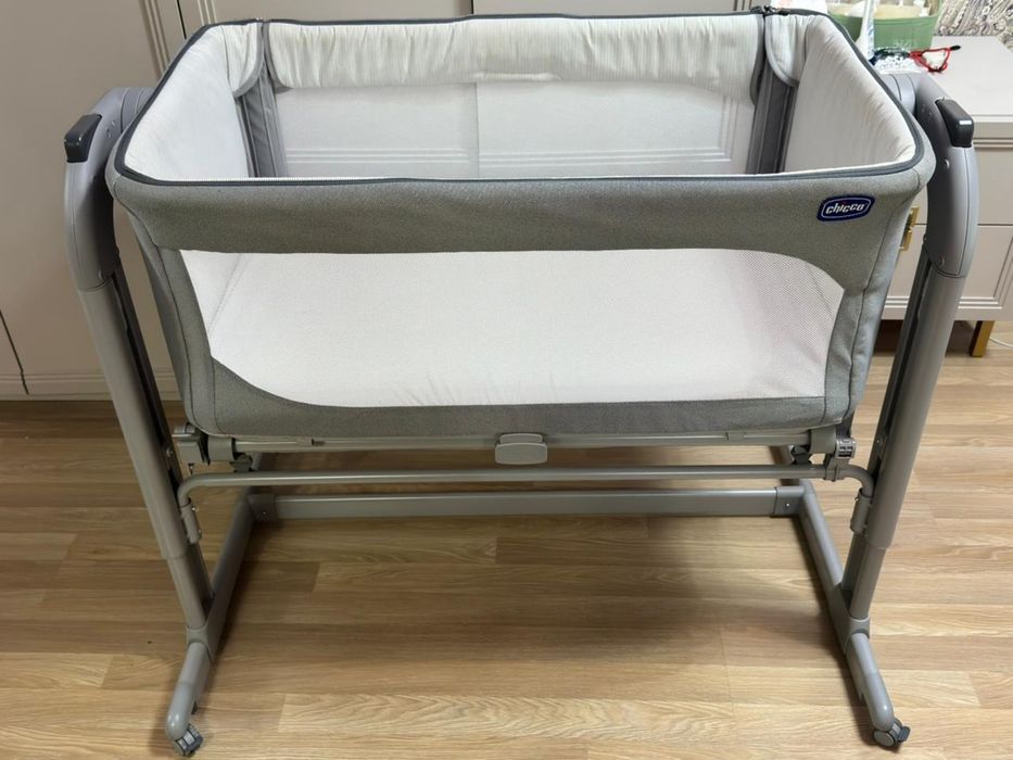 Кроватка-люлька chicco