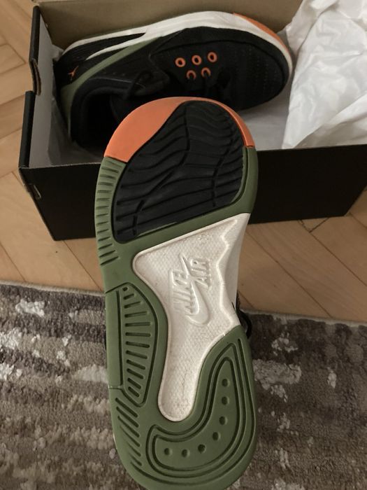 Nike jordan max aura 5