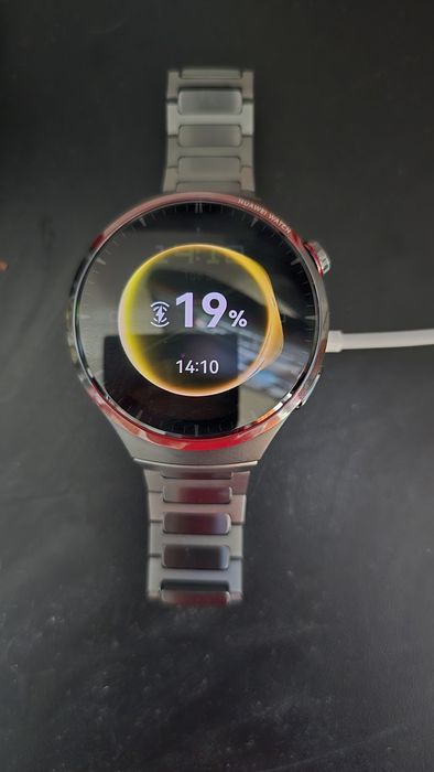 Huawei watch 4 Pro space edition