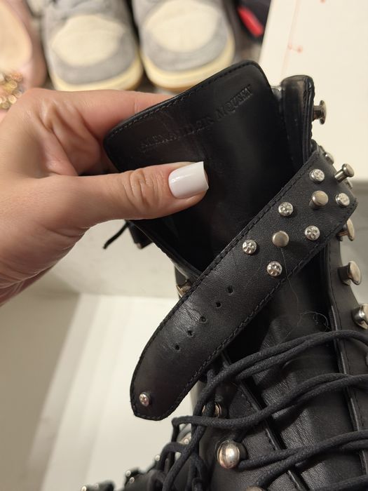 ghete Alexander McQueen Metal toe & studded leather combat