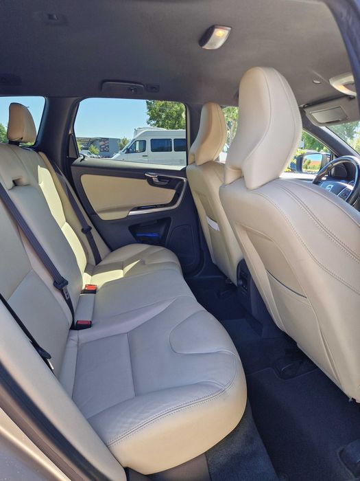 Volvo XC60 D4 AWD Polestar 220 CP | Unic proprietar