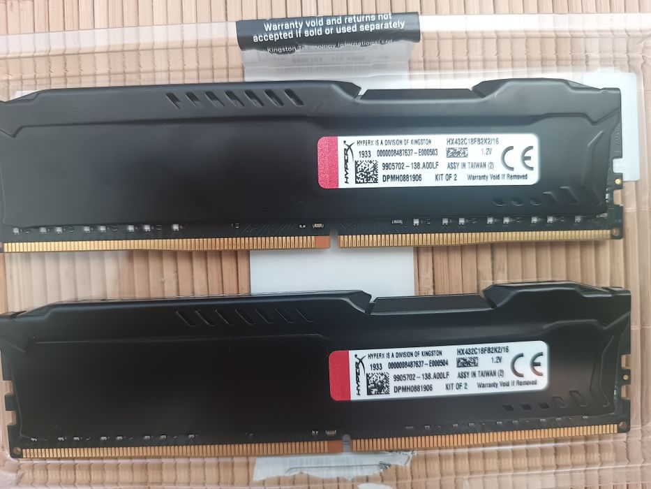 memorie ram hyperx ddr4 8 gb second hand si noi de vanzare