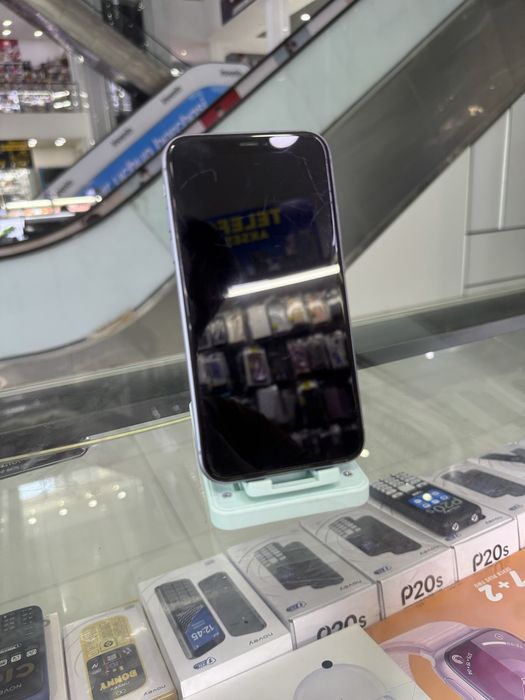 Iphone 11 purple 64gb