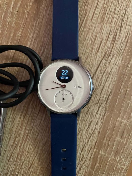 Smartwatch Nokia+ cablu de alimentare
