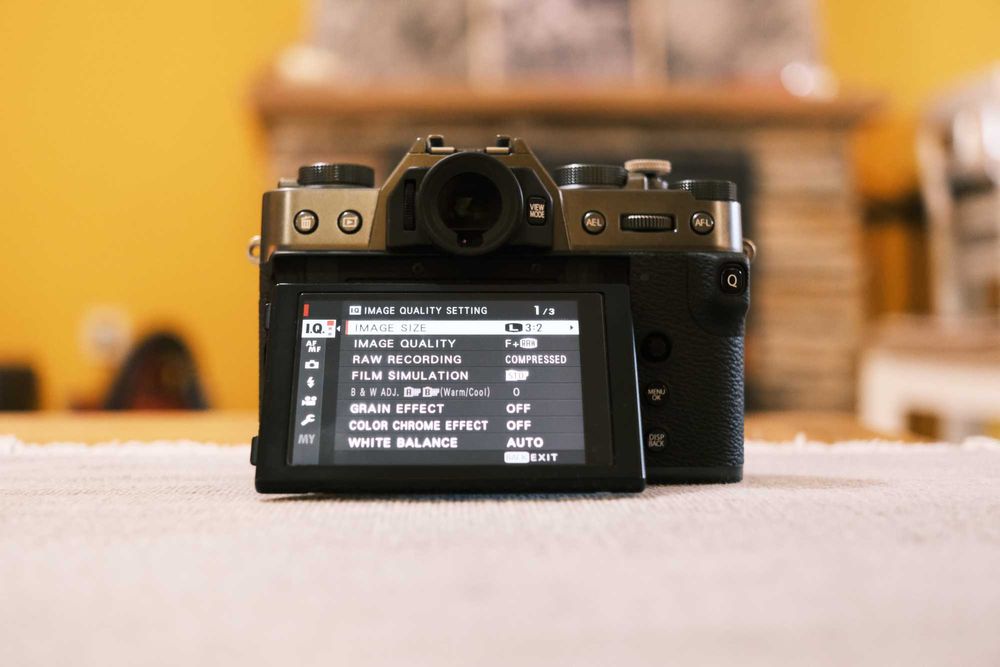 Fujifilm X-T30 - Тяло - антрацит (Charcoal Silver)