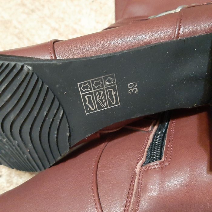 Дамски ботуши  цвят бордо