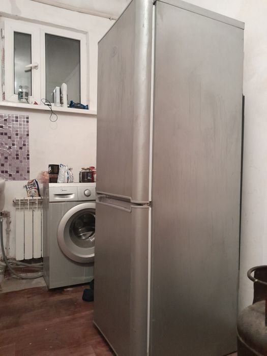 Холадилник сатылады