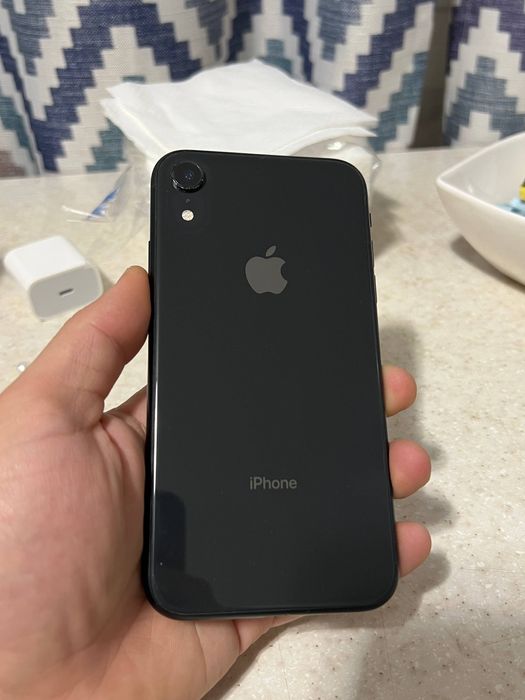iPhone XR 64gb black