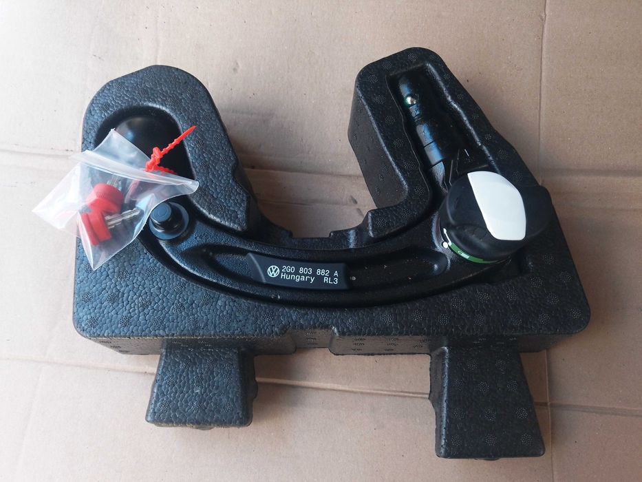 Volkswagen T Roc T Cross нова Кука за Теглич Фолксваген Т рок