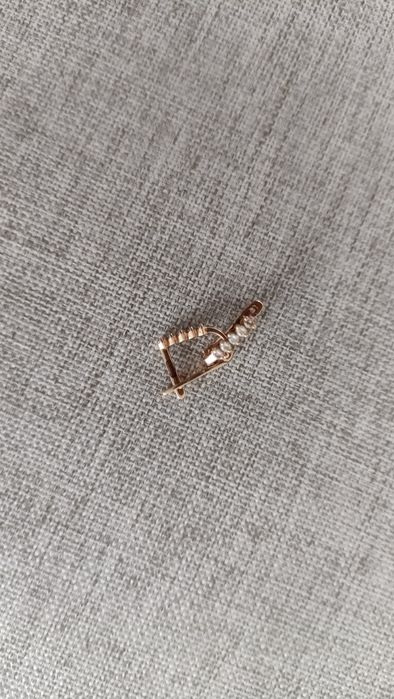 Продам детские золотые сережки