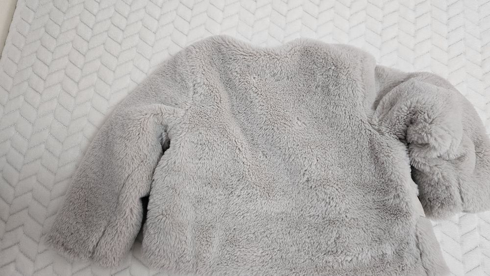 Пухкаво детско сако с кожа