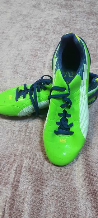 Футболни бутонки PUMA