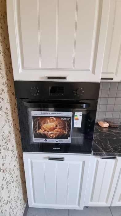 Продаётся кухонный гарнитур с полным комплектом